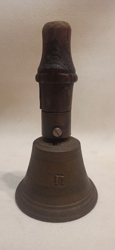 Cloche bronze ancienne numéro - bronze,