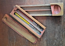 ANCIEN PLUMIER D’ECOLIER EN BOIS 2 NIVEAUX + 2 PORTE PLUME VINTAGE