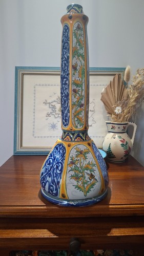 Vase haut hexagonal - à, décor