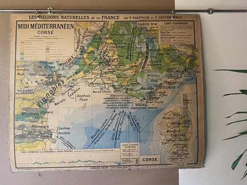 Ancienne carte scolaire - 🌏,