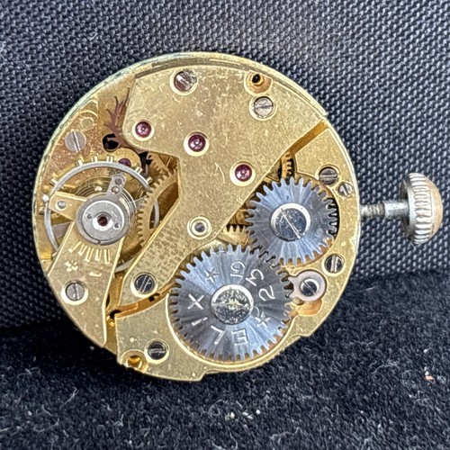 Mouvement montre mécanique - mouvement,