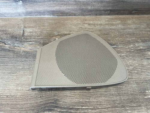 Grille haut parleur porte - grille,
