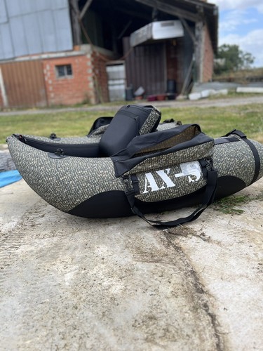 Float tube - float,