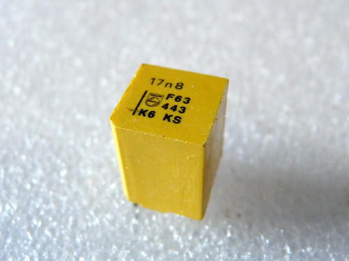 Condensateur film polystyrène