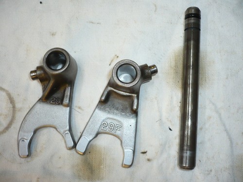 Fourchette axe boite - fourchette, de