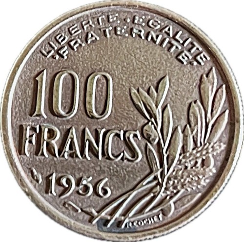 Très belle pièce 100 - très,
