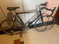 Vélo de course carbone noir