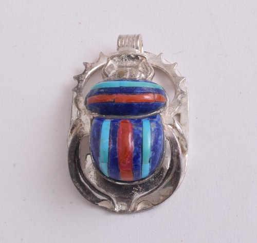 Pendentif argent scarabée - en,