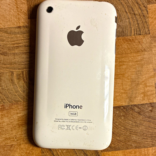 Apple iphone 16gb - 3g,