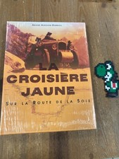 Croisière jaune sur la route