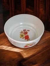 Grand plat en porcelaine