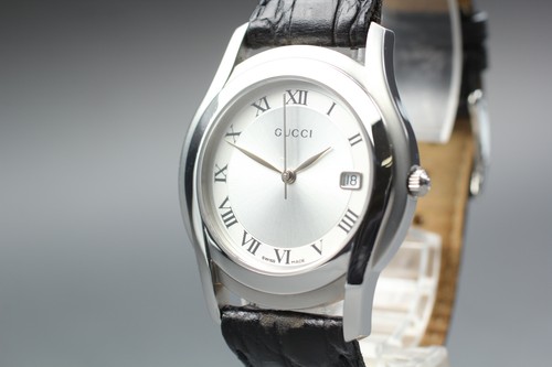 Presque comme neuve montre - comme, neuve]