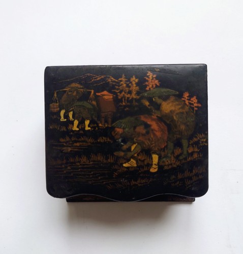 Ancienne boite laqué noir - laqué,