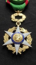 Médaille Officier Mérite