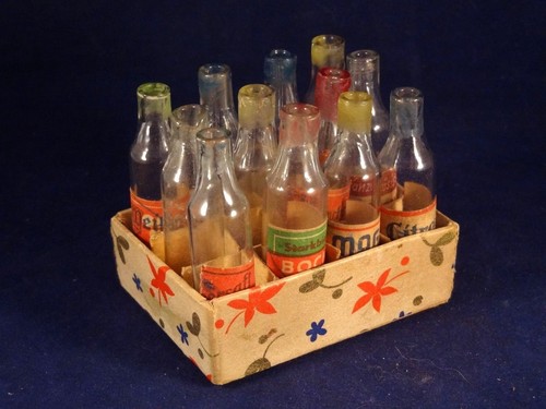 Ancien jouet miniature - , casier