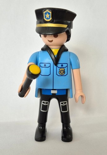 Policier avec lampe torche - avec,