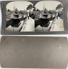 Suède, Trollhättan, Voilier remorqué sur le canal, Vintage silver print, ca.1900