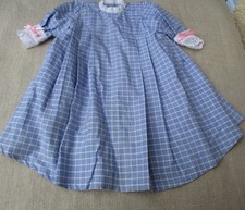 ROBE BLEUE/BLANCHE  AVEC BRODERIE ANGLAISE POUR POUPEE ANCIENNE