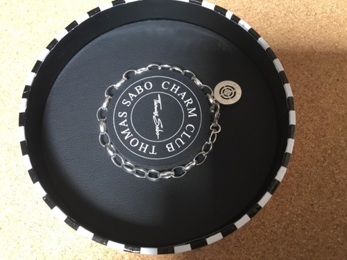 Bracelet club breloques - , thomas