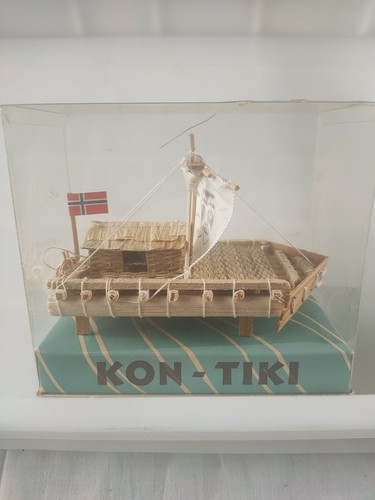 Très rare kon - très, année