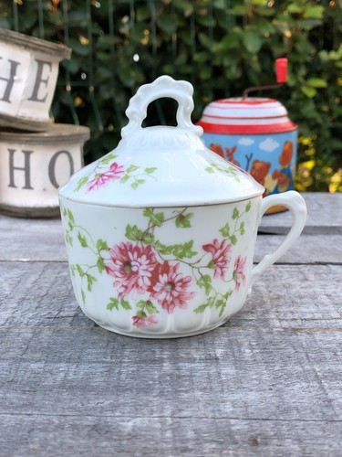 Tasse thé avec sont - à,