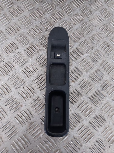 Bouton commande lève vitre