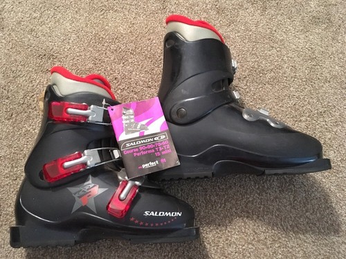 Nwt mens salomon - nwt,