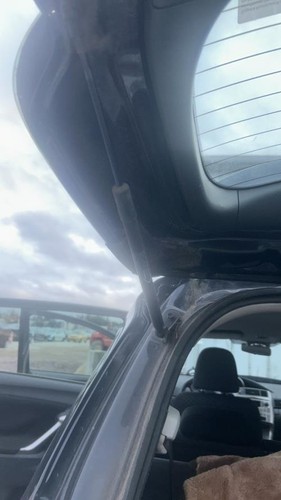 Verin coffre toyota - verin, verso