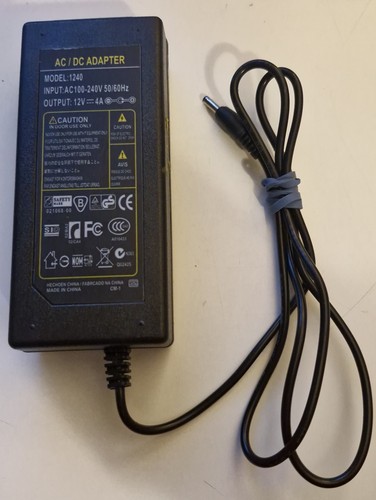 Chargeur alimentation model - /,