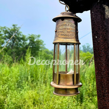 Ancienne lanterne de mineur en