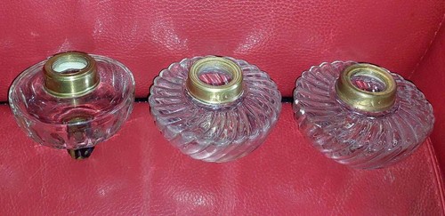 Lot toupies lampe petrole - toupies,