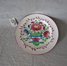 Assiette en faïence St
