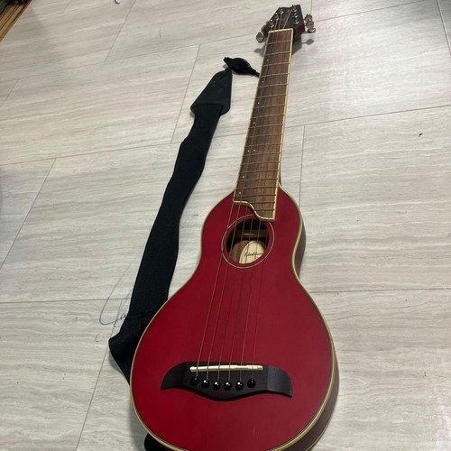 Guitare acoustique voyage - de,