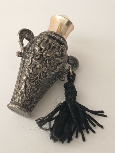 Flacon ancien parfum pour - ancien,