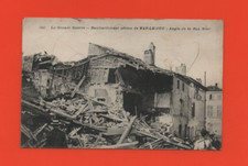 Bombardement aérien de BAR LE DUC - Angle de la rue Nève  .....   (Ref. D5874)