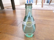 UNIQUE ancienne Bouteille PERRIER NON utilisée et avec défaut