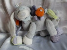 Doudou d'activités chien gris, Arthur, Noukie's, Noukies