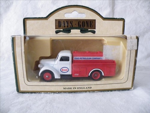 Camion pétrolier ford citerne - camion,