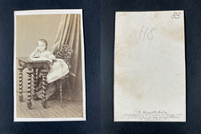 Haase, Berlin, Fillette et son livre Vintage cdv albumen print. 