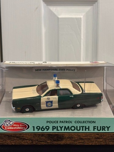 White rose 1969 plymouth - 1/43,