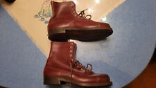 CHAUSSURE MONTAGNE VINTAGE 1920 1940 DEADSTOCK  EN CUIR EPAIS ET SOLIDE T 37,5