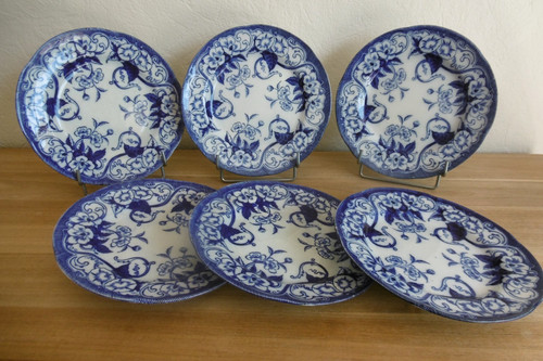 Six assiettes plates - assiettes,