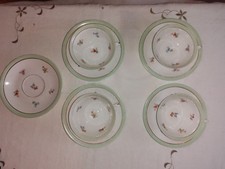 4 Tasses + 5 Sous Tasse Ancien