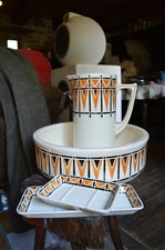 Nécessaire Toilette Faïence de Longwy Broc Bassin et Porte Savons