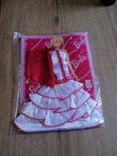 Barbie Collection les Robes de mes Voyages N°26