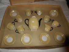 Ancienne dinette  porcelaine