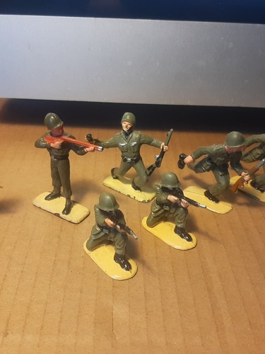 Lot soldats militaires - lot, 7