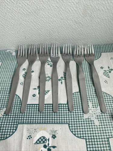 Anciennes fourchettes inox - 7,
