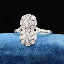 Bague cadeau de fiançailles
