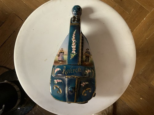 Vielle faience auvergne - en, la